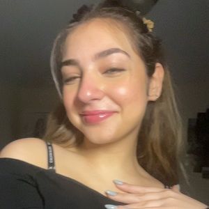 Meet your Posher, Kay